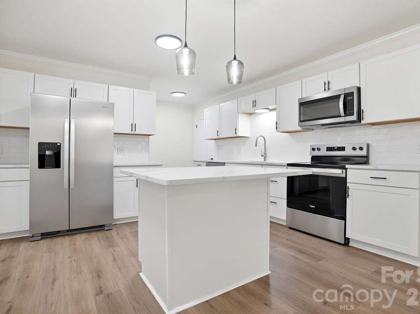 125 Forest Hills Drive, Monroe, NC 28112.  MLS# CAR4355616, YatesRealty ID 8704. Chef's Dream Kitchen