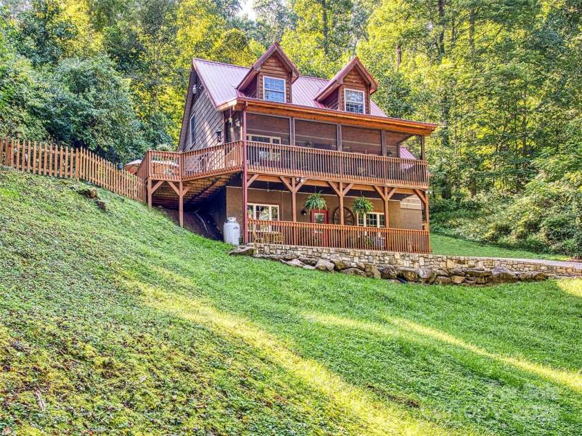 61 Calm Creek Road, Waynesville, NC 28785.  MLS# CAR4213284, YatesRealty ID 8705. 