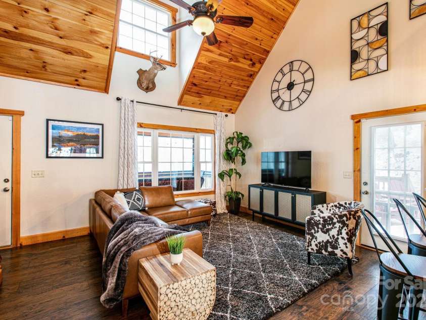 61 Calm Creek Road, Waynesville, NC 28785.  MLS# CAR4213284, YatesRealty ID 8705. 