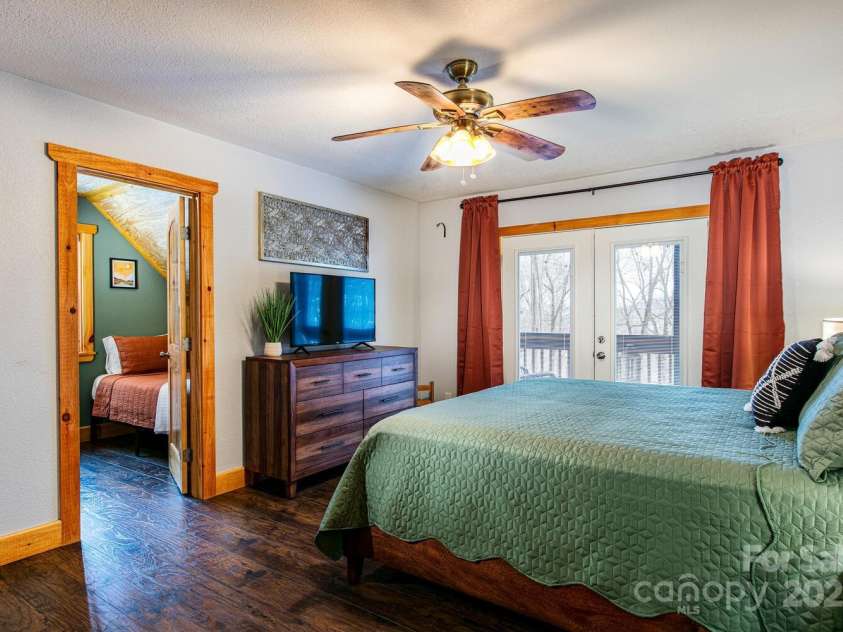 61 Calm Creek Road, Waynesville, NC 28785.  MLS# CAR4213284, YatesRealty ID 8705. Door to sitting room