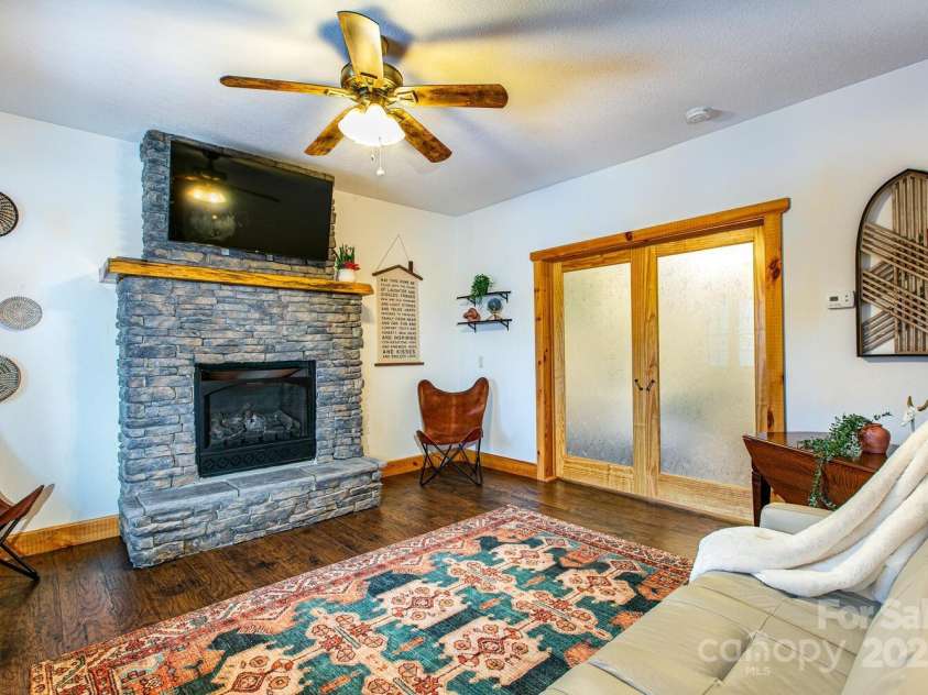 61 Calm Creek Road, Waynesville, NC 28785.  MLS# CAR4213284, YatesRealty ID 8705. Large den