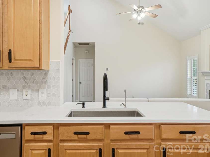 3620 Cole Mill Road, Charlotte, NC 28270.  MLS# CAR4333099, YatesRealty ID 8706. 