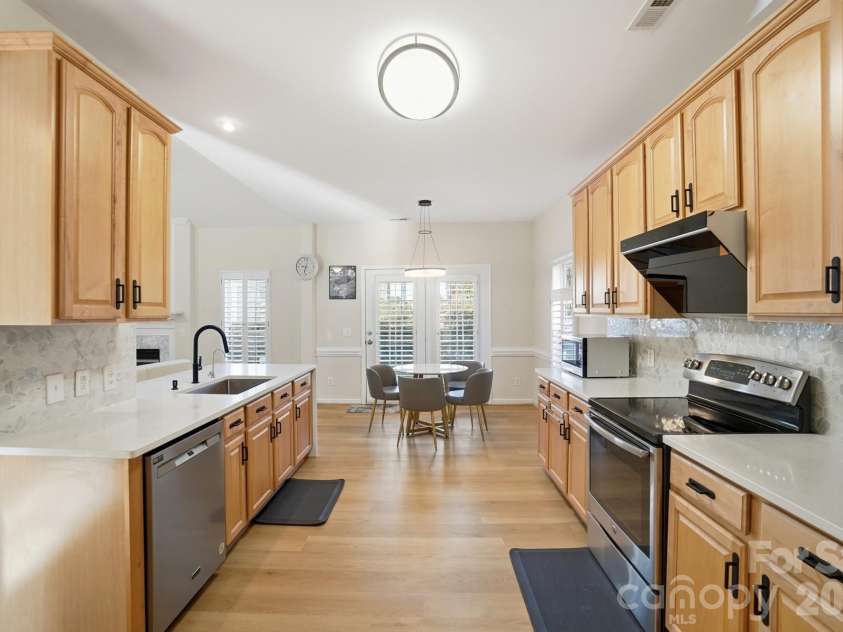 3620 Cole Mill Road, Charlotte, NC 28270.  MLS# CAR4333099, YatesRealty ID 8706. 