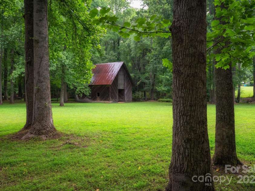552 Avery Creek, Arden, NC 28704.  MLS# CAR4162380, YatesRealty ID 8706. Bring Your Horses