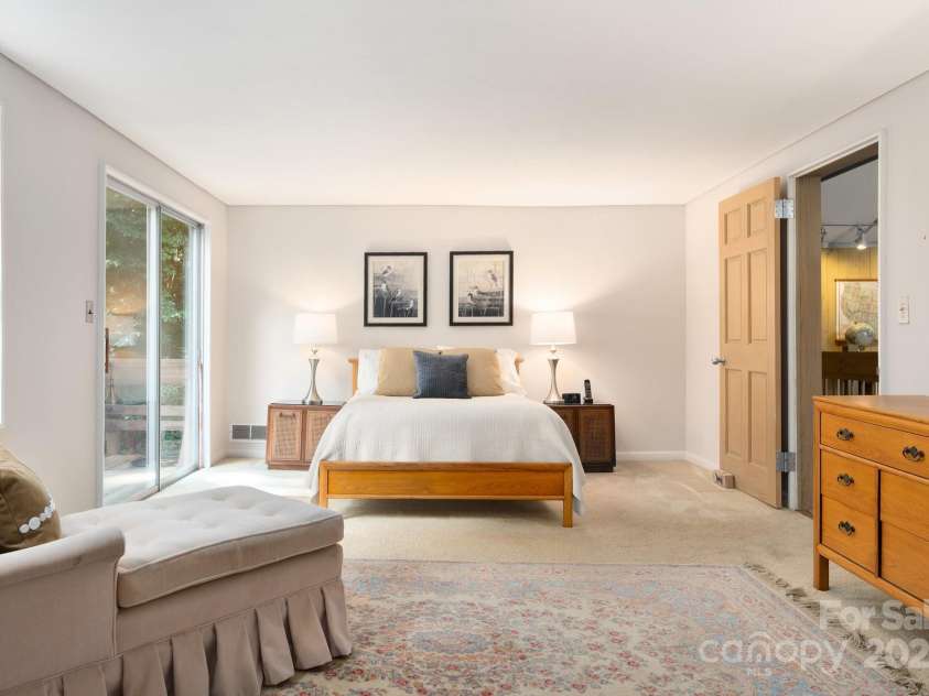 552 Avery Creek, Arden, NC 28704.  MLS# CAR4162380, YatesRealty ID 8706. Freshly Painted Spaces