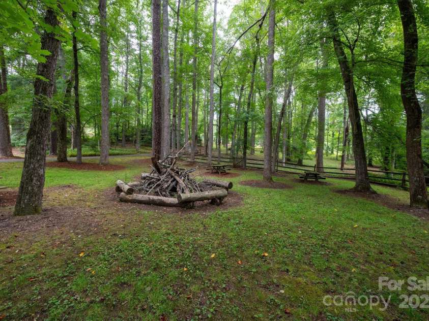 552 Avery Creek, Arden, NC 28704.  MLS# CAR4162380, YatesRealty ID 8706. Large Firepit