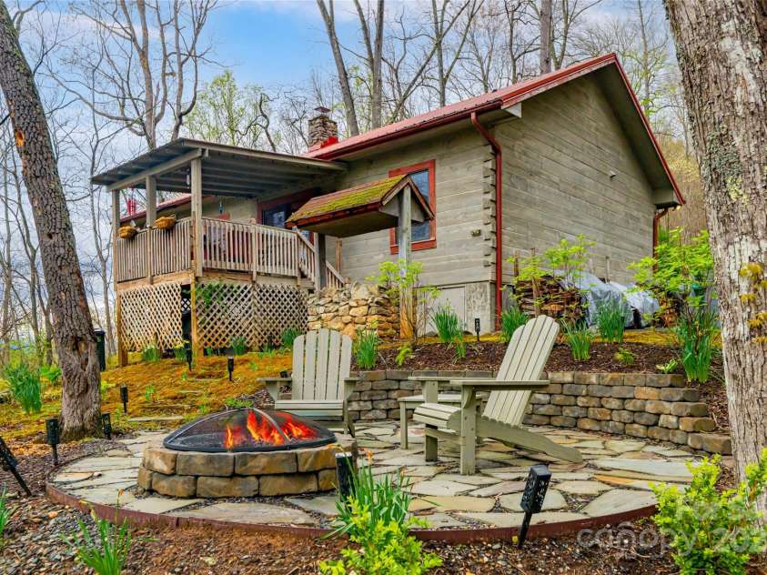 75 Sugar Hill Drive, Weaverville, NC 28787.  MLS# CAR4240895, YatesRealty ID 8708. 