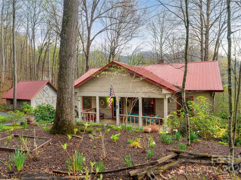 75 Sugar Hill Drive, Weaverville, NC 28787.  MLS# CAR4240895, YatesRealty ID 8708. 