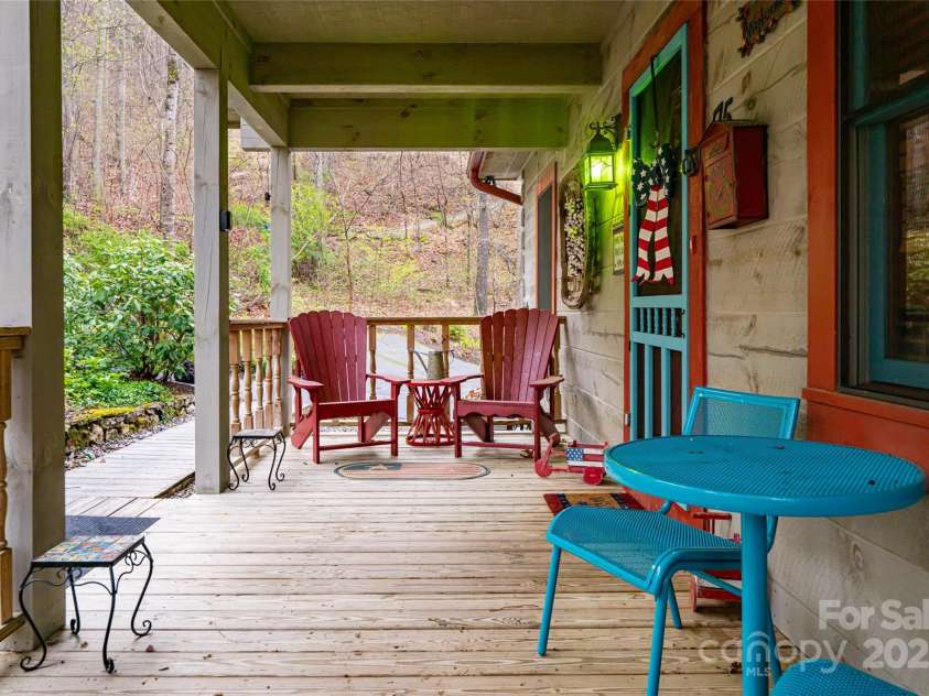 75 Sugar Hill Drive, Weaverville, NC 28787.  MLS# CAR4240895, YatesRealty ID 8708. 