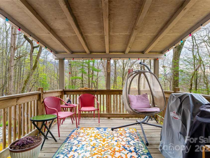 75 Sugar Hill Drive, Weaverville, NC 28787.  MLS# CAR4240895, YatesRealty ID 8708. 