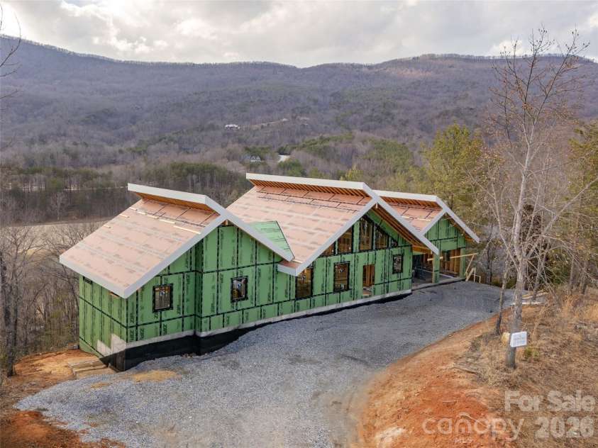 788 Deep Gap Farm Road, Mill Spring, NC 28756.  MLS# CAR4349142, YatesRealty ID 8709. 