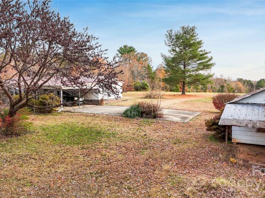 435 Moose Club Road, Statesville, NC 28677.  MLS# CAR4324965, YatesRealty ID 871. 