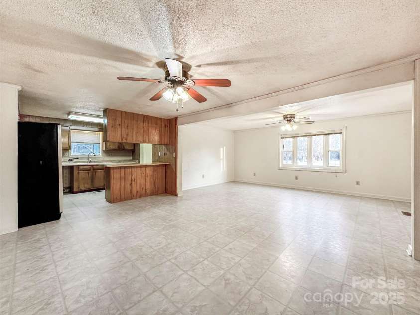 435 Moose Club Road, Statesville, NC 28677.  MLS# CAR4324965, YatesRealty ID 871. 