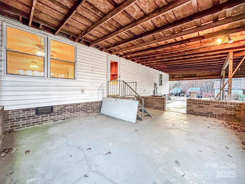 435 Moose Club Road, Statesville, NC 28677.  MLS# CAR4324965, YatesRealty ID 871. 