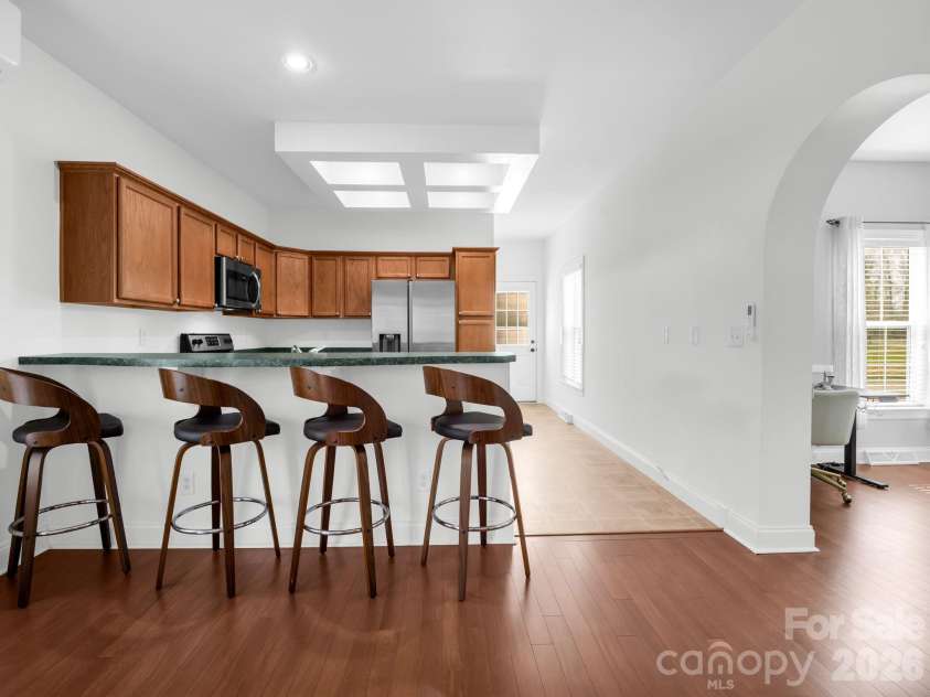 19 Lynnbrook Way, Columbus, NC 28722.  MLS# CAR4354890, YatesRealty ID 8710. Breakfast bar