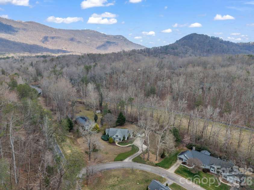 19 Lynnbrook Way, Columbus, NC 28722.  MLS# CAR4354890, YatesRealty ID 8710. Lynnbrook is a small subdivision