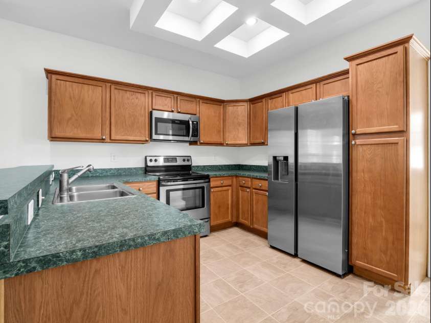 19 Lynnbrook Way, Columbus, NC 28722.  MLS# CAR4354890, YatesRealty ID 8710. Plenty of cabinets and work surface