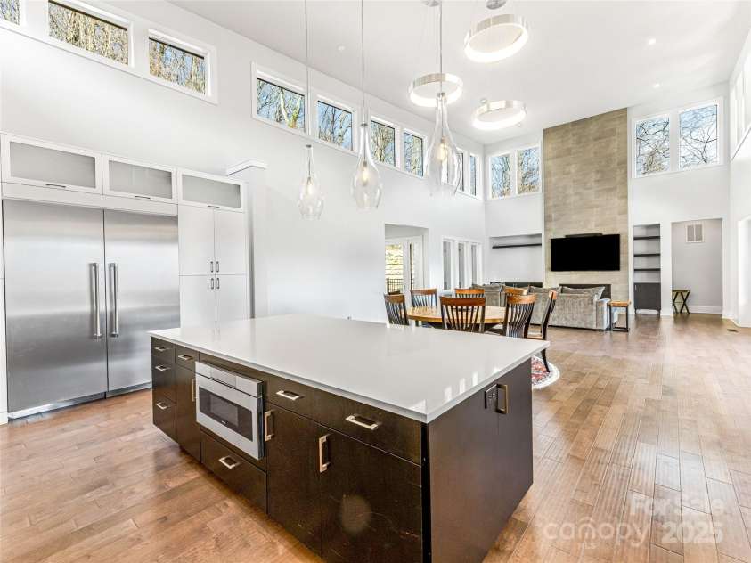34 Grovepoint Way, Asheville, NC 28804.  MLS# CAR4228655, YatesRealty ID 8710. 