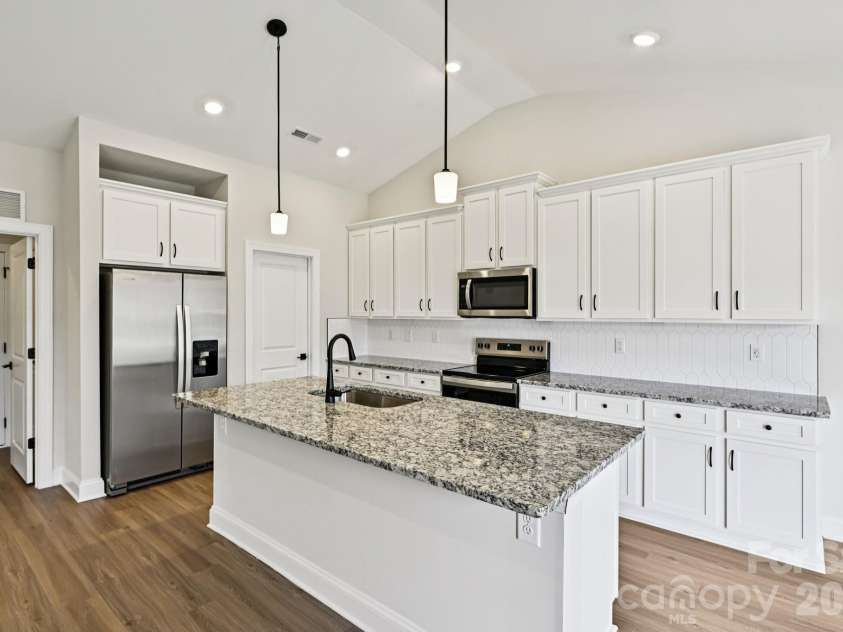103 Tradesmen Trail, Troutman, NC 28166.  MLS# CAR4340312, YatesRealty ID 8711. 