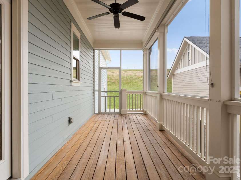 917 Herrons Ferry Road, Rock Hill, SC 29730.  MLS# CAR4232464, YatesRealty ID 8712. 
