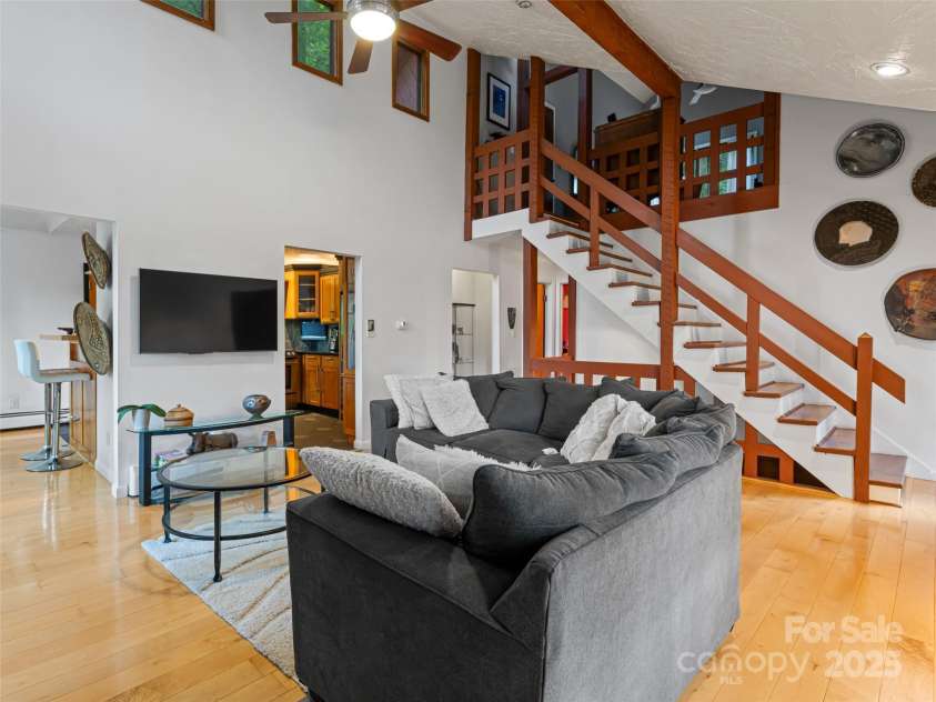 193 Rhododendron Drive, Arden, NC 28704.  MLS# CAR4329600, YatesRealty ID 8713. 