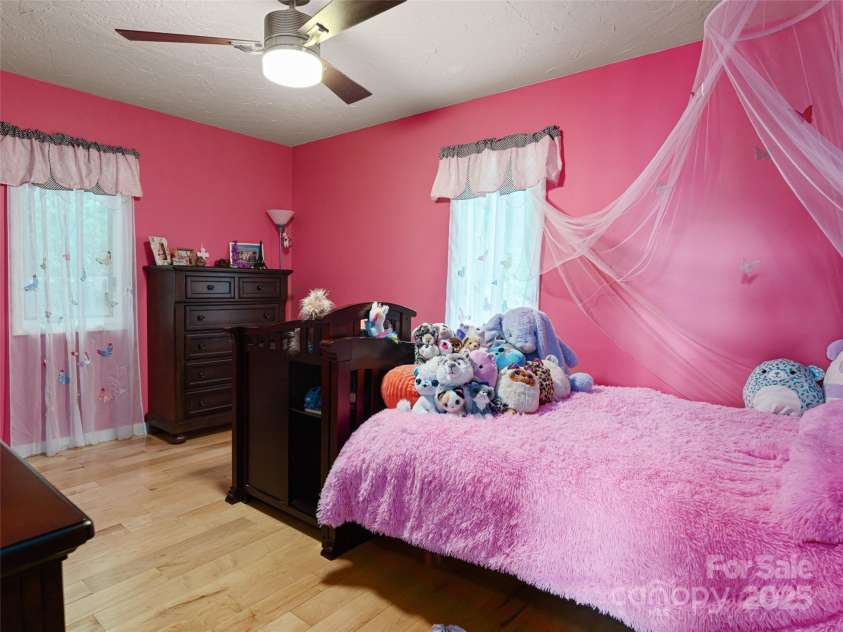 193 Rhododendron Drive, Arden, NC 28704.  MLS# CAR4329600, YatesRealty ID 8713. 