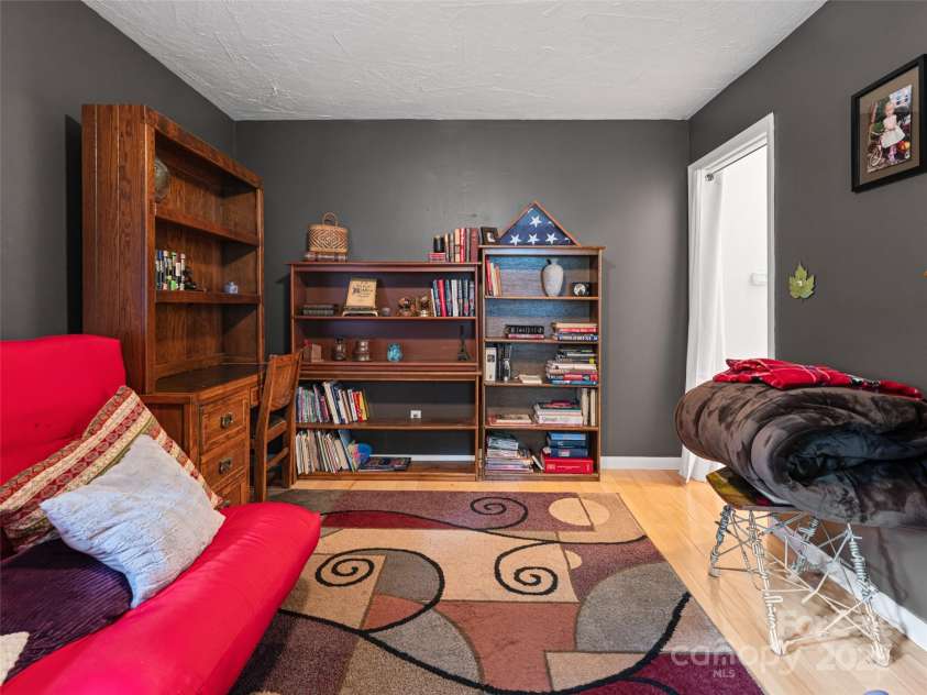 193 Rhododendron Drive, Arden, NC 28704.  MLS# CAR4329600, YatesRealty ID 8713. 