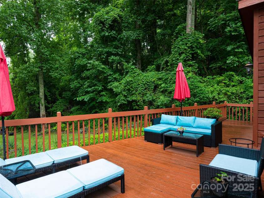193 Rhododendron Drive, Arden, NC 28704.  MLS# CAR4329600, YatesRealty ID 8713. 