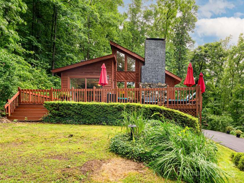 193 Rhododendron Drive, Arden, NC 28704.  MLS# CAR4329600, YatesRealty ID 8713. 