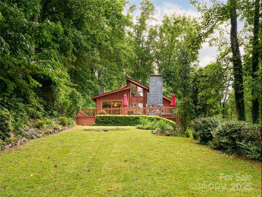 193 Rhododendron Drive, Arden, NC 28704.  MLS# CAR4329600, YatesRealty ID 8713. 