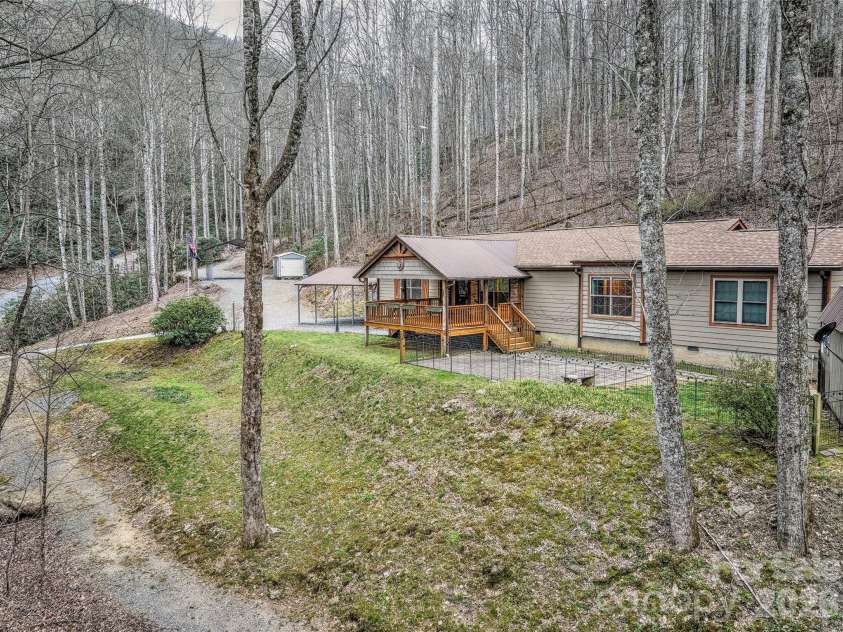 390 Camp Branch Road, Whittier, NC 28789.  MLS# CAR4344543, YatesRealty ID 8715. 