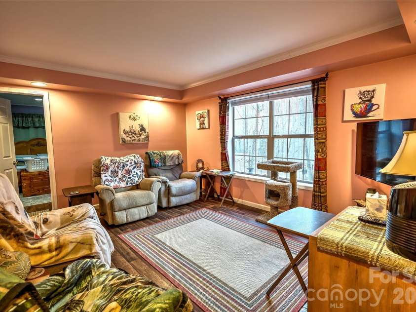 390 Camp Branch Road, Whittier, NC 28789.  MLS# CAR4344543, YatesRealty ID 8715. Double master 