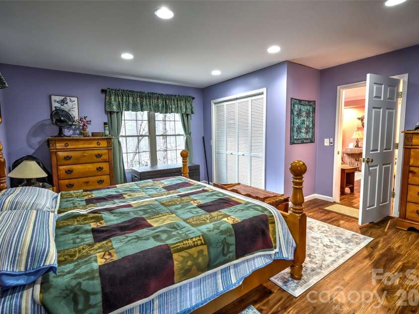 390 Camp Branch Road, Whittier, NC 28789.  MLS# CAR4344543, YatesRealty ID 8715. Double master