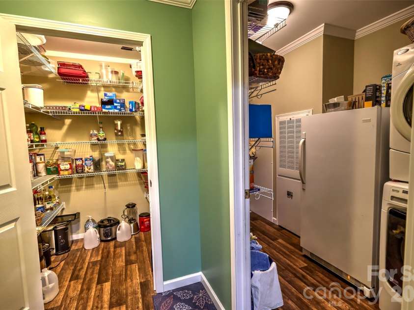 390 Camp Branch Road, Whittier, NC 28789.  MLS# CAR4344543, YatesRealty ID 8715. Double pantry