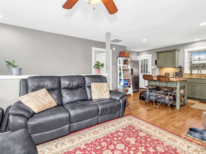 2600 Old Clyde Road, Clyde, NC 28721.  MLS# CAR4329622, YatesRealty ID 8716. 