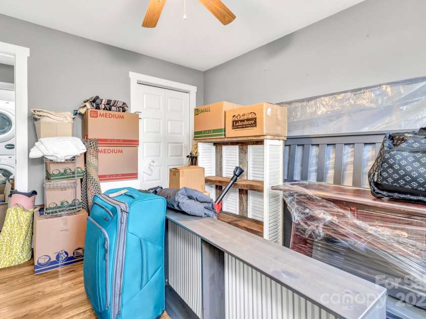 2600 Old Clyde Road, Clyde, NC 28721.  MLS# CAR4329622, YatesRealty ID 8716. 