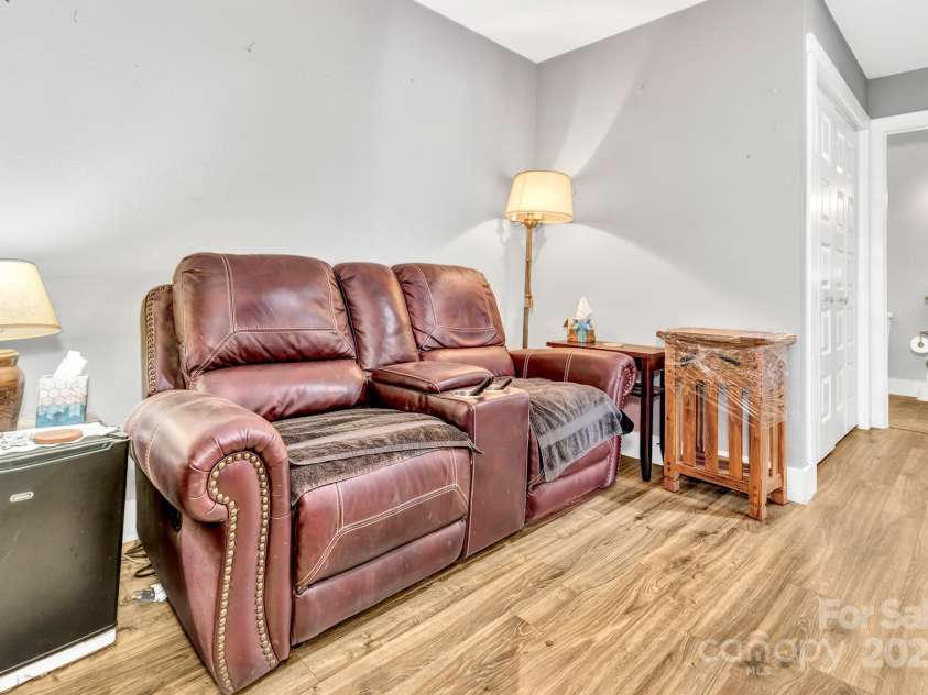 2600 Old Clyde Road, Clyde, NC 28721.  MLS# CAR4329622, YatesRealty ID 8716. 