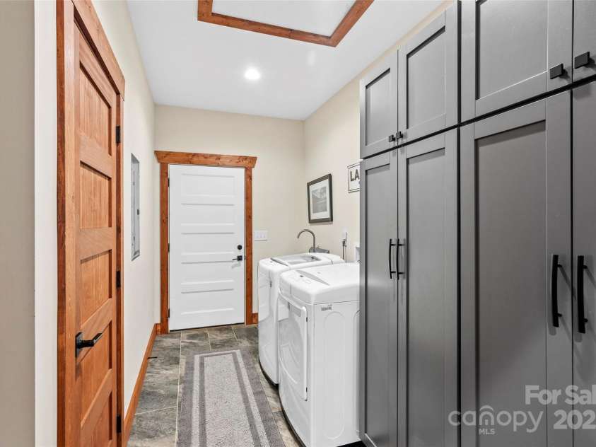 49 Emory Paige Road, Weaverville, NC 28787.  MLS# CAR4243826, YatesRealty ID 8716. Laundry