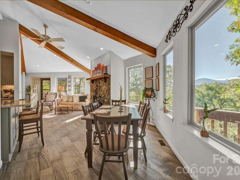 114 Deerwood Trail, Seven Devils, NC 28604.  MLS# CAR4363146, YatesRealty ID 8719. 