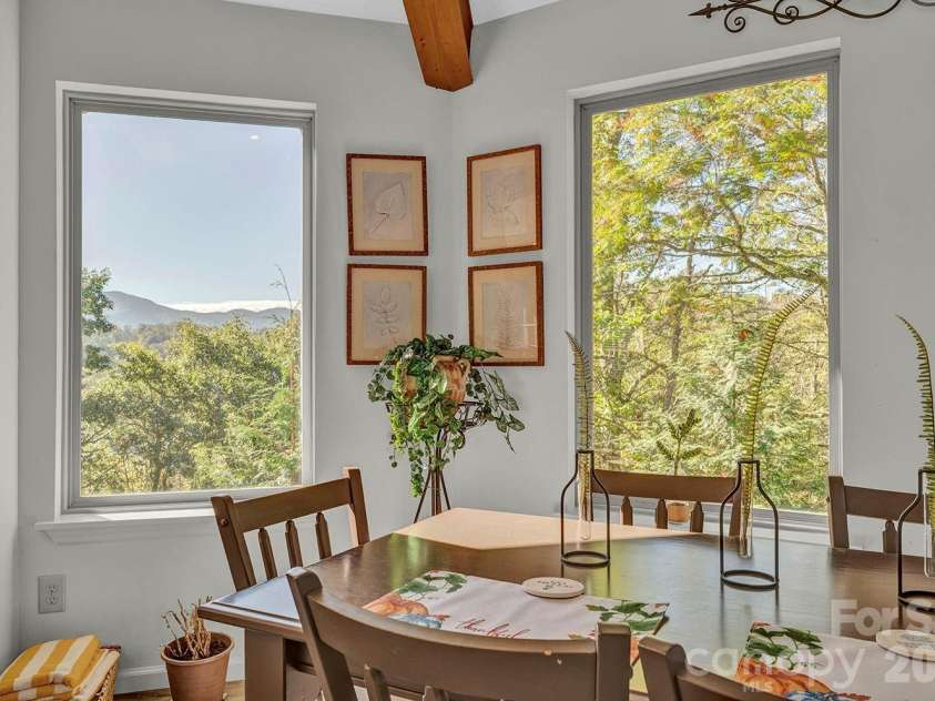 114 Deerwood Trail, Seven Devils, NC 28604.  MLS# CAR4363146, YatesRealty ID 8719. 