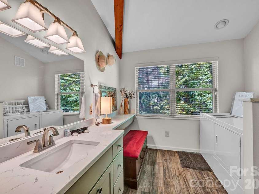 114 Deerwood Trail, Seven Devils, NC 28604.  MLS# CAR4363146, YatesRealty ID 8719. 