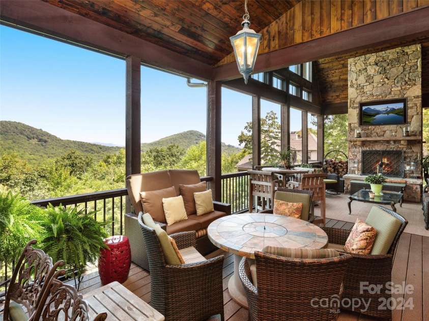 85 Smokey Ridge Trail, Arden, NC 28704.  MLS# CAR4180343, YatesRealty ID 872. 