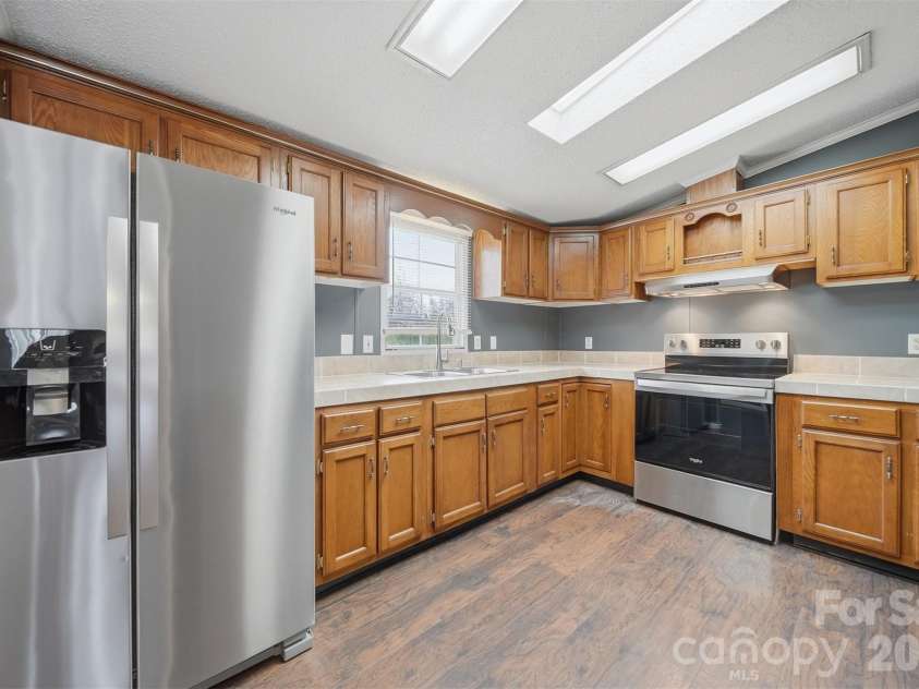 315 Mcdowell Street, Morganton, NC 28655.  MLS# CAR4360339, YatesRealty ID 8720. 