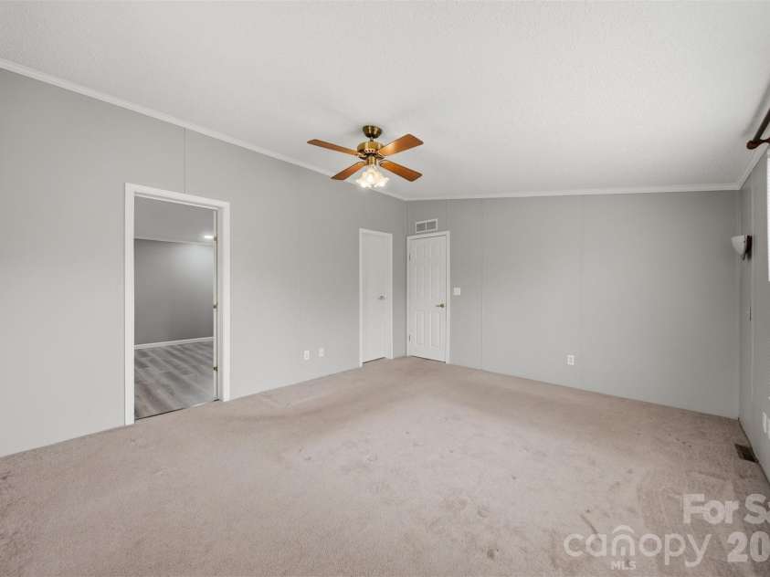 315 Mcdowell Street, Morganton, NC 28655.  MLS# CAR4360339, YatesRealty ID 8720. 