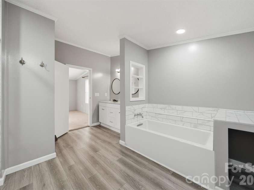 315 Mcdowell Street, Morganton, NC 28655.  MLS# CAR4360339, YatesRealty ID 8720. 