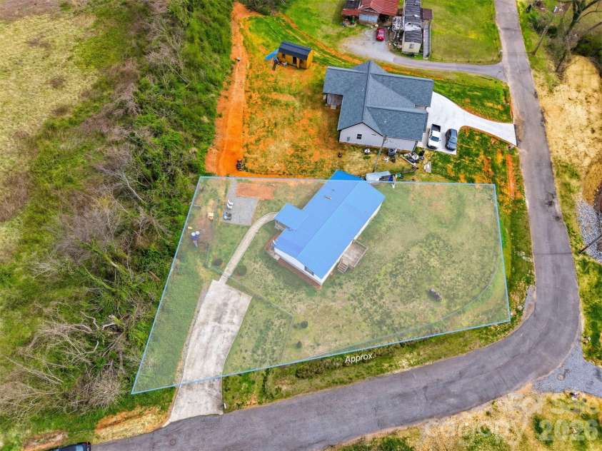 315 Mcdowell Street, Morganton, NC 28655.  MLS# CAR4360339, YatesRealty ID 8720. 