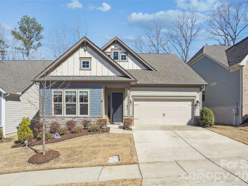 17134 Sand Bank Road, Charlotte, NC 28278.  MLS# CAR4347753, YatesRealty ID 8723. 