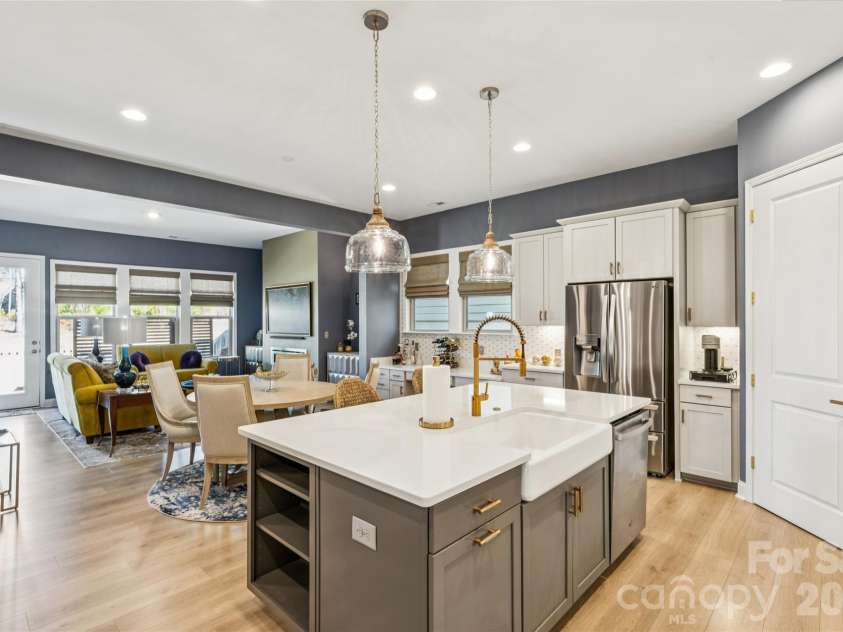 17134 Sand Bank Road, Charlotte, NC 28278.  MLS# CAR4347753, YatesRealty ID 8723. 