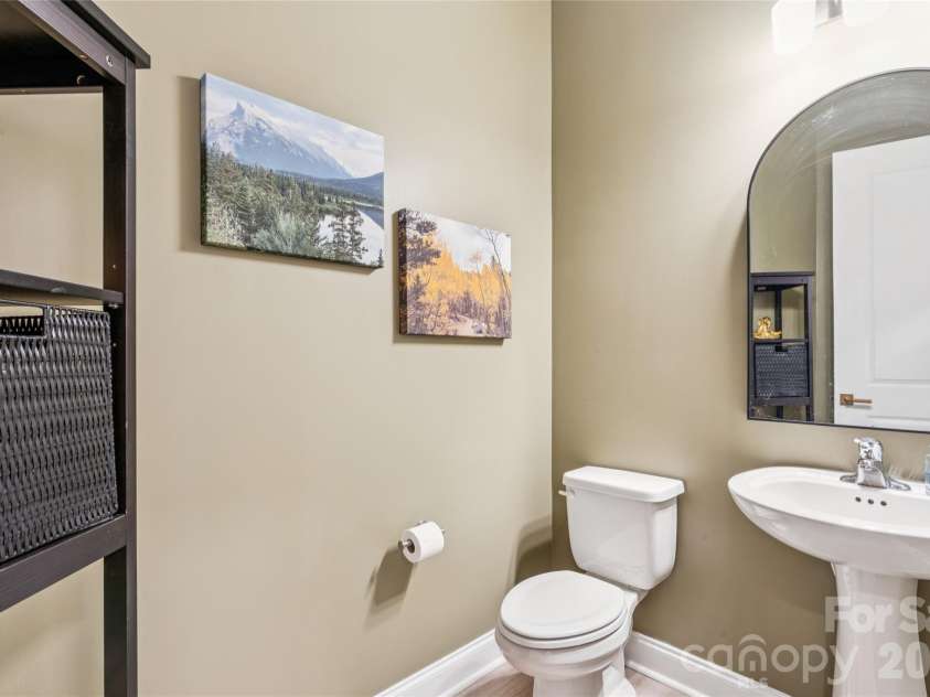 17134 Sand Bank Road, Charlotte, NC 28278.  MLS# CAR4347753, YatesRealty ID 8723. 