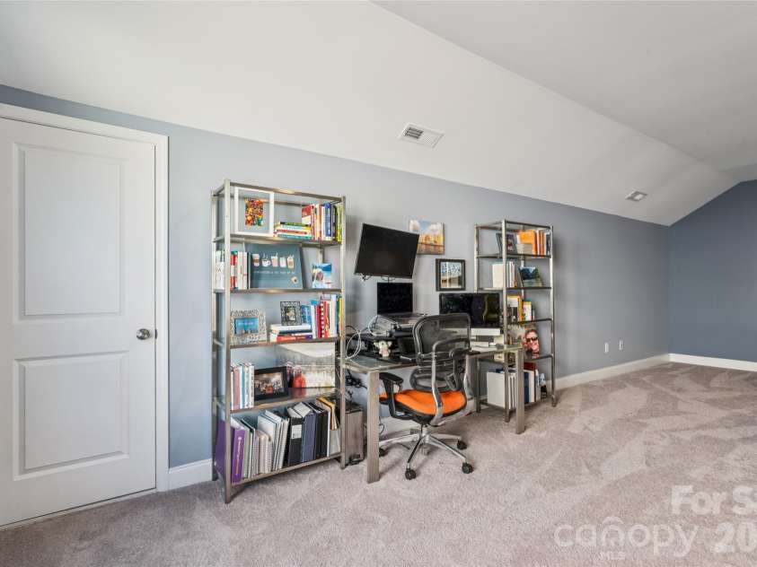 17134 Sand Bank Road, Charlotte, NC 28278.  MLS# CAR4347753, YatesRealty ID 8723. 